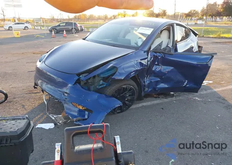 2023 Tesla Model Y Awd/Long Range Dual Motor All-Wheel Drive из США, поврежденный, VIN 7SAYGAEE1PF845169